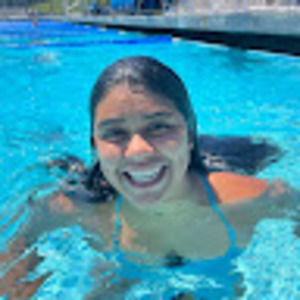 Meet your Posher, Lory